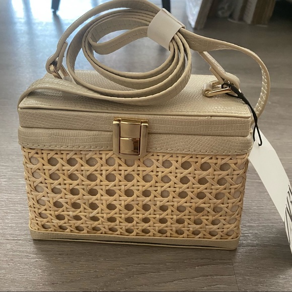 Zara Woven Rattan Box Bag - Picture 6 of 12